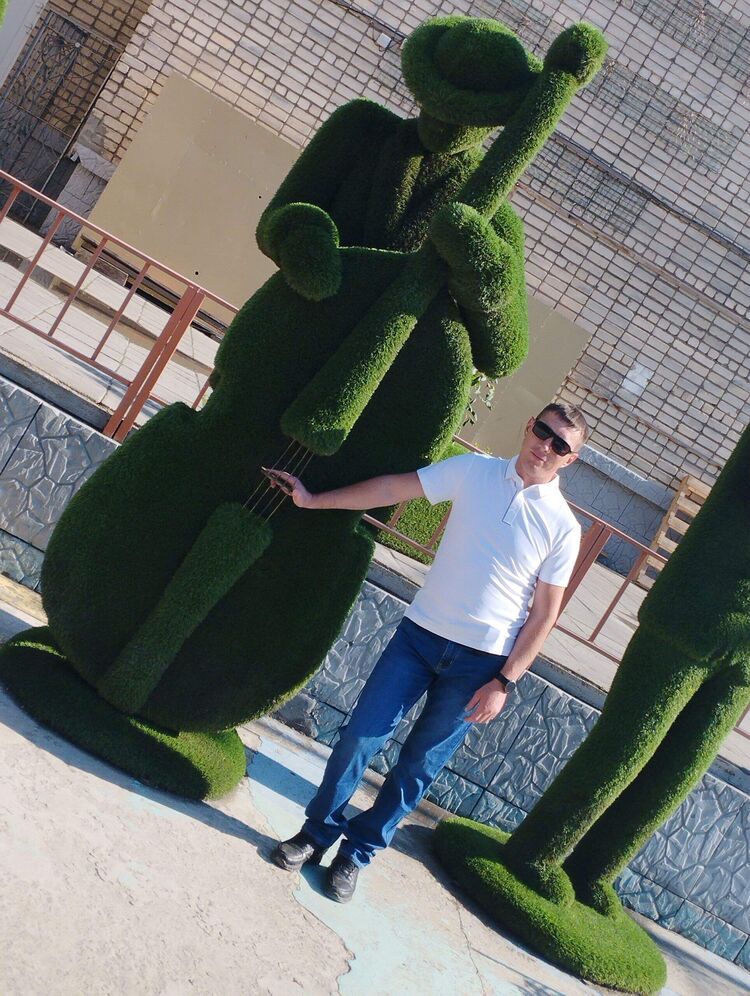  44877594  Viktor, 38 ,    -