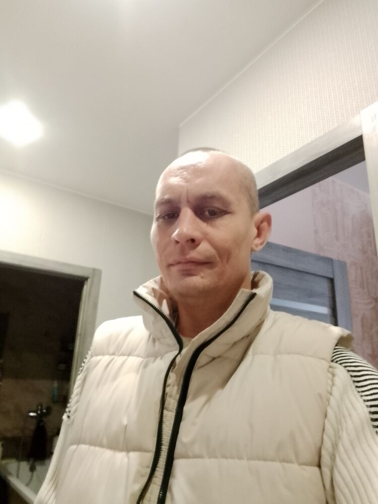  54107784  Ruslan, 37 ,    