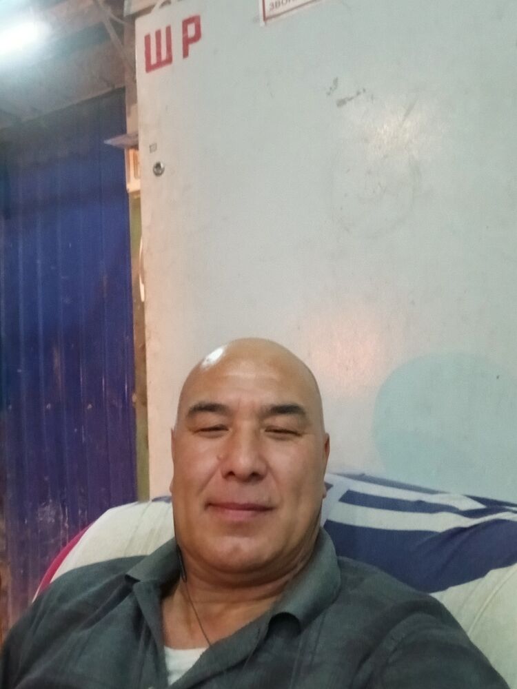  46550674  , 52 ,    