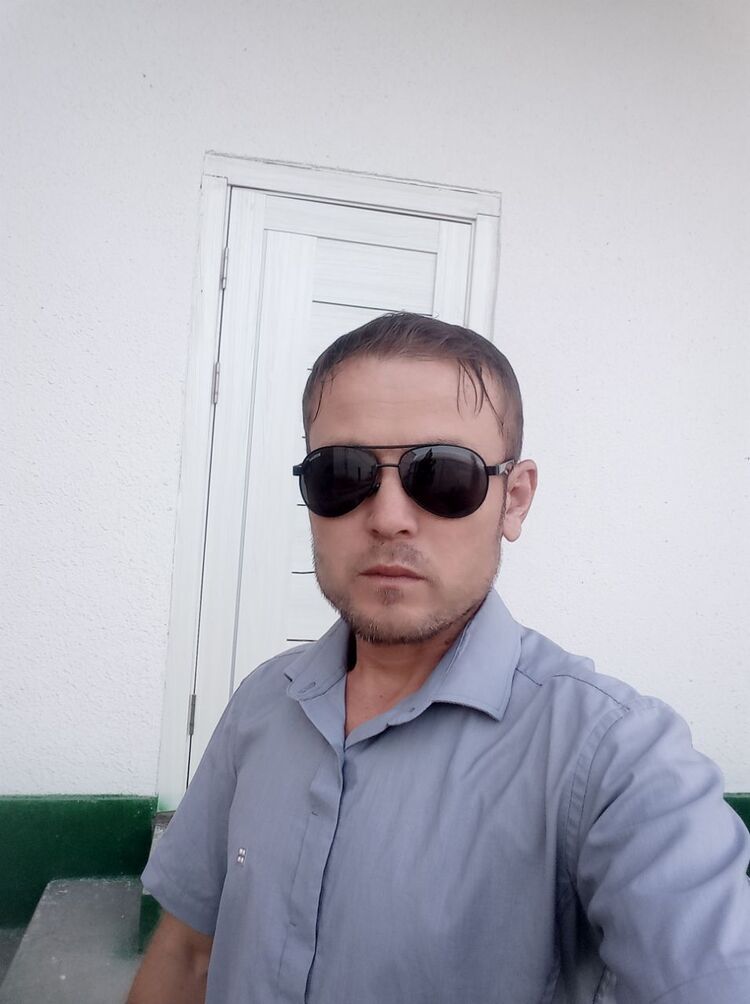  28685724  Timurshox, 42 ,    