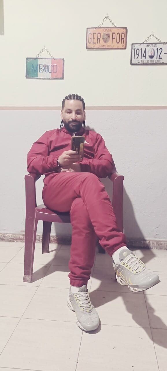  ,   Bilel, 39 ,   ,   