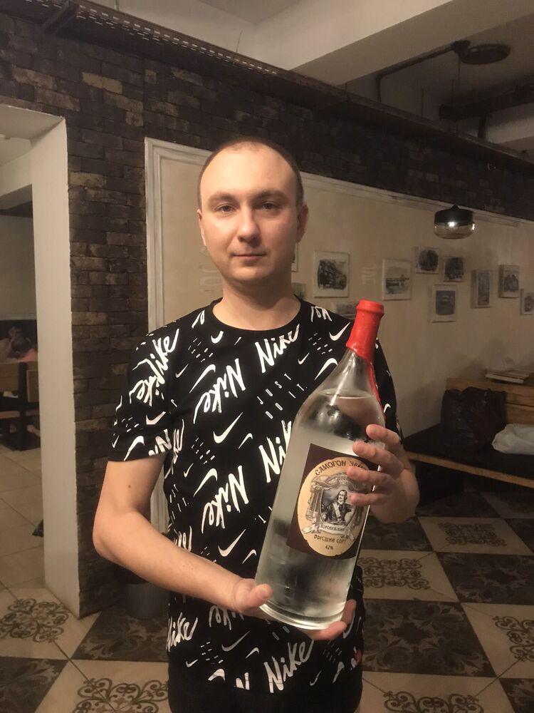  35136484  Vlad, 38 ,    