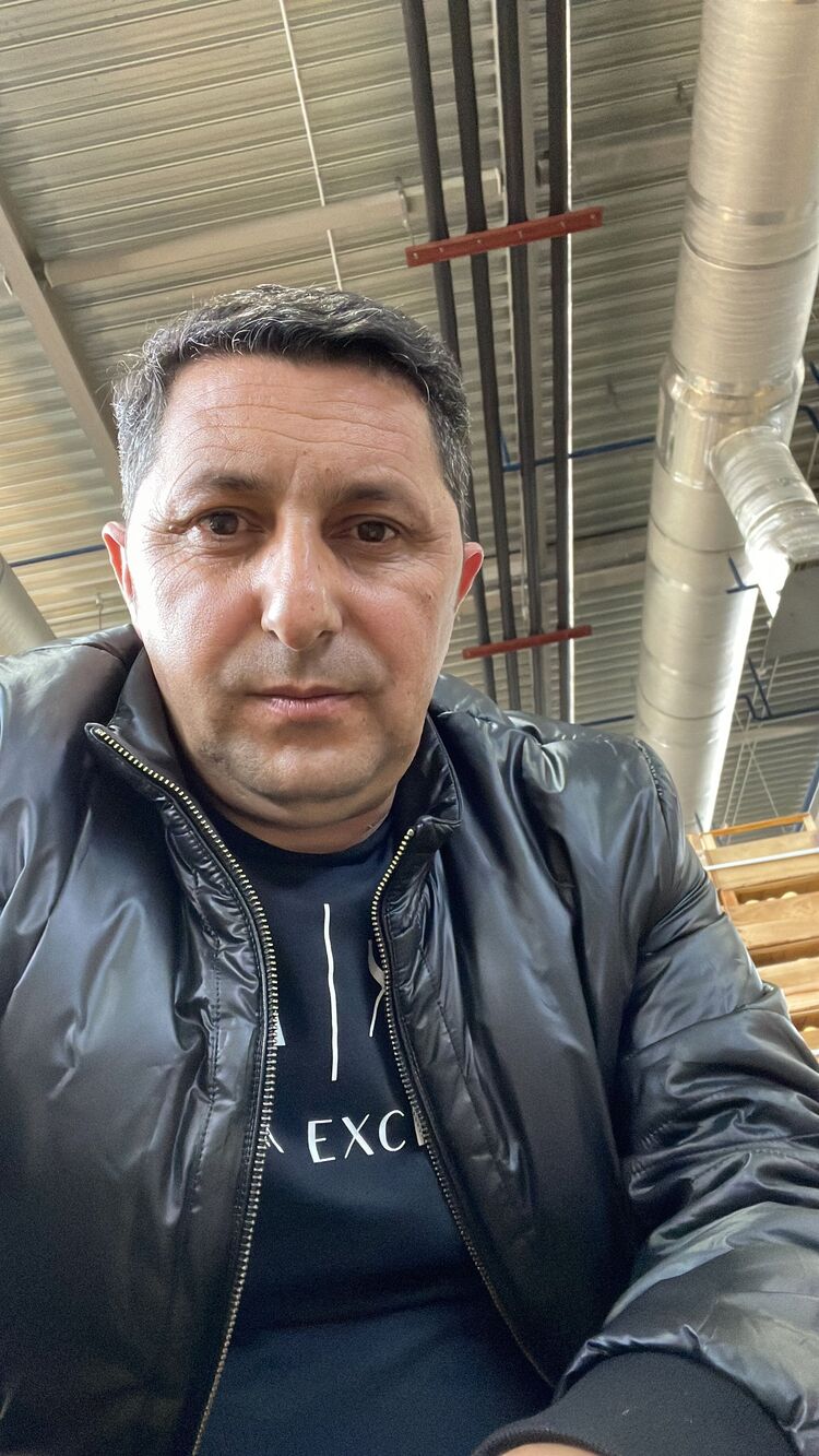  27397514  , 37 ,    