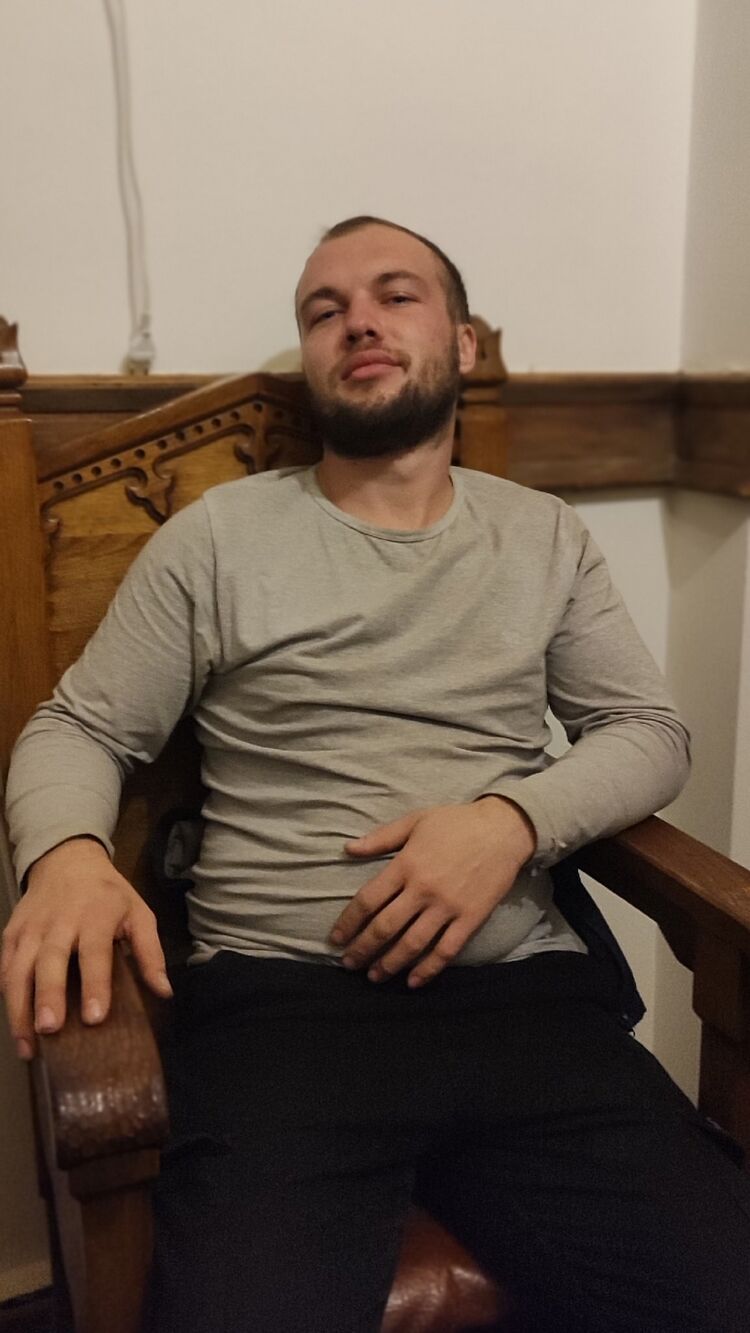 47698124  , 25 ,    