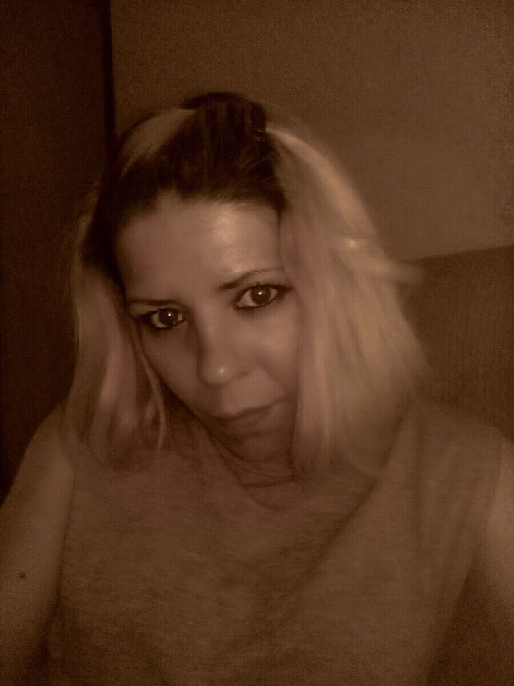  20346314  Ghakony, 37 ,    