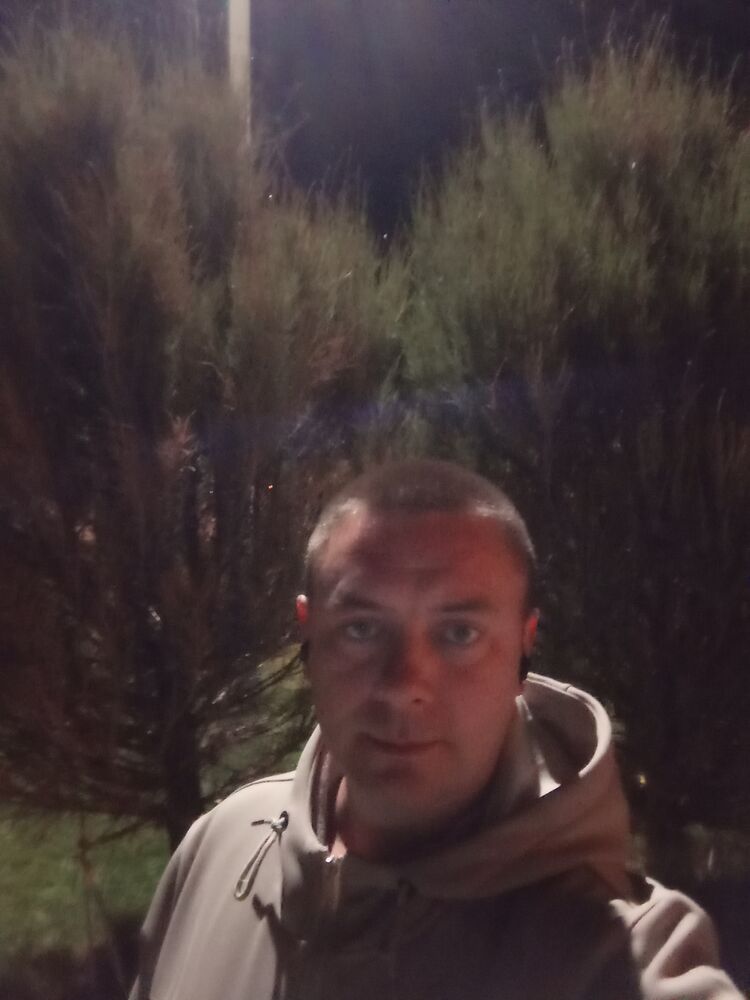  47053514  Oleg, 38 ,    