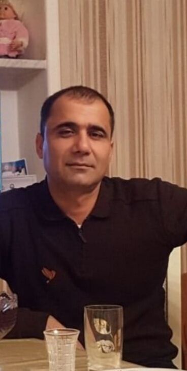  36711494  Ceyhun, 52 ,    