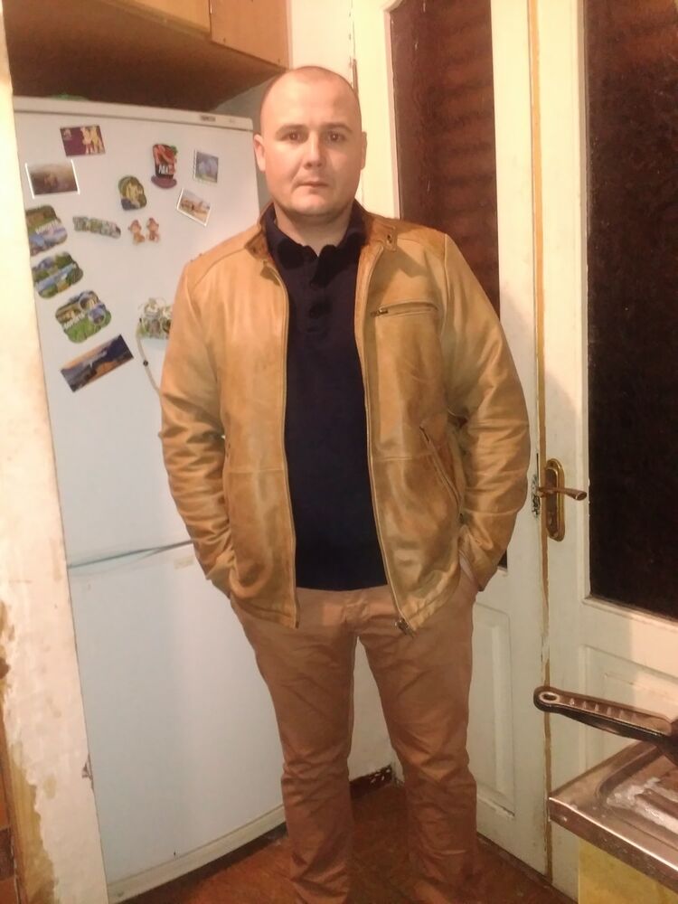  15405434  Dmitriy, 44 ,    