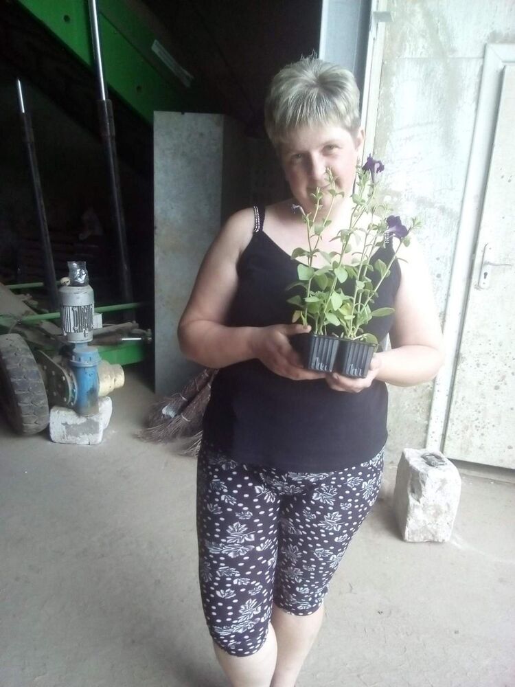  14173094  Ulia, 37 ,     