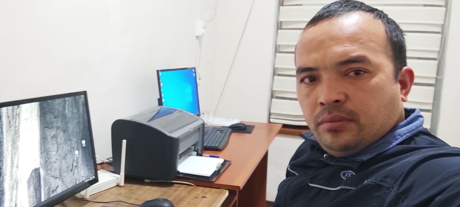  24669014  Gafur, 34 ,    