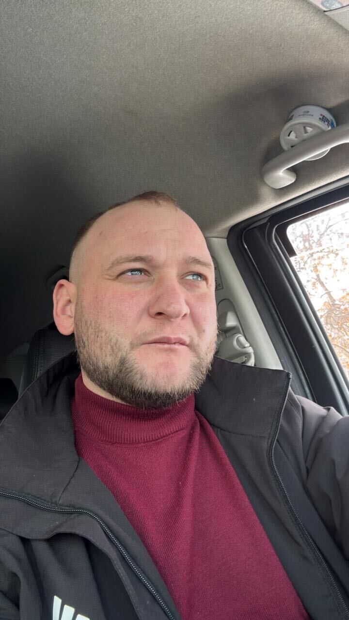  -,   Pavel, 27 ,   ,   , 