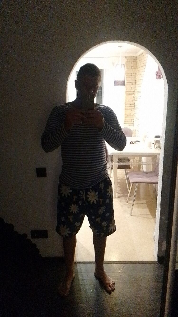  37117914  , 33 ,    