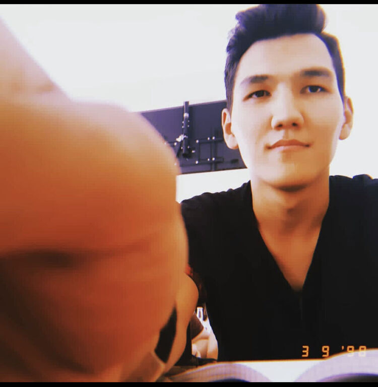  ,   Adeezy, 24 ,   ,   , c , 