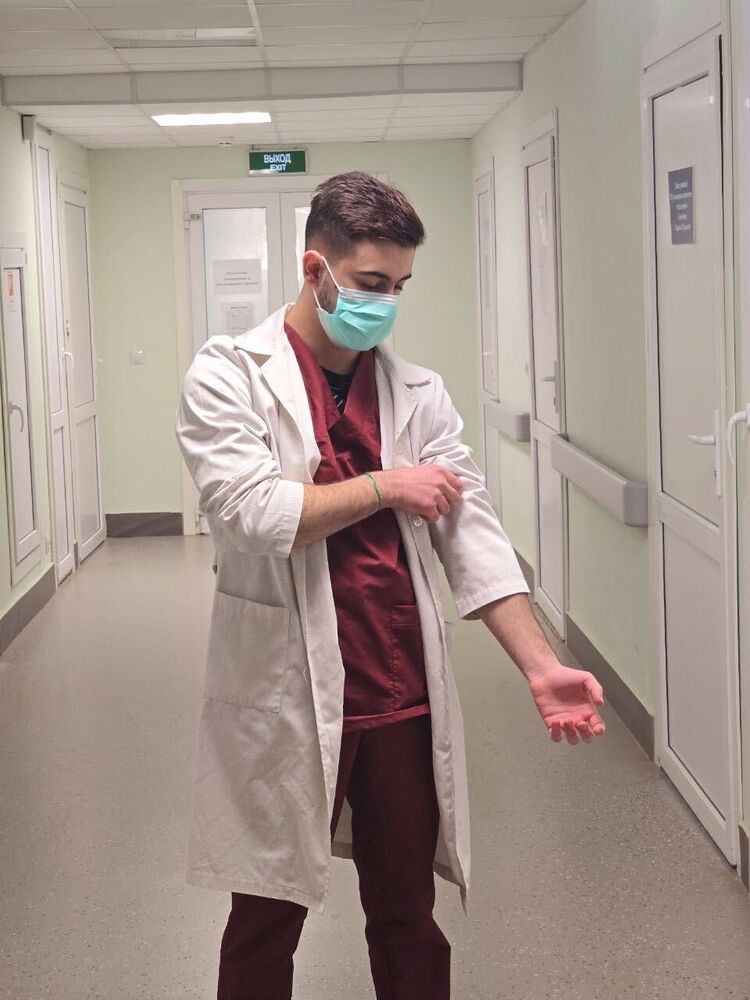  ,   HOUSSEIN, 24 ,   ,   