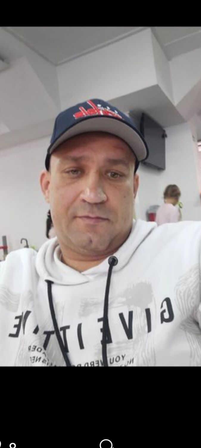  27586834  , 42 ,    