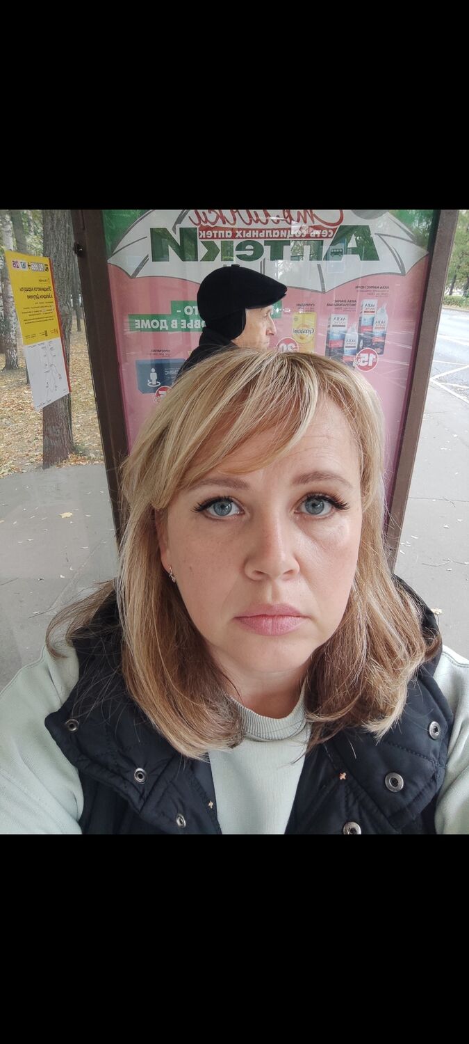  39880584  Larisa, 45 ,    