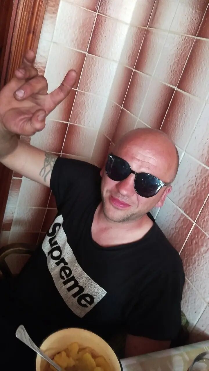  52375694  , 38 ,    -