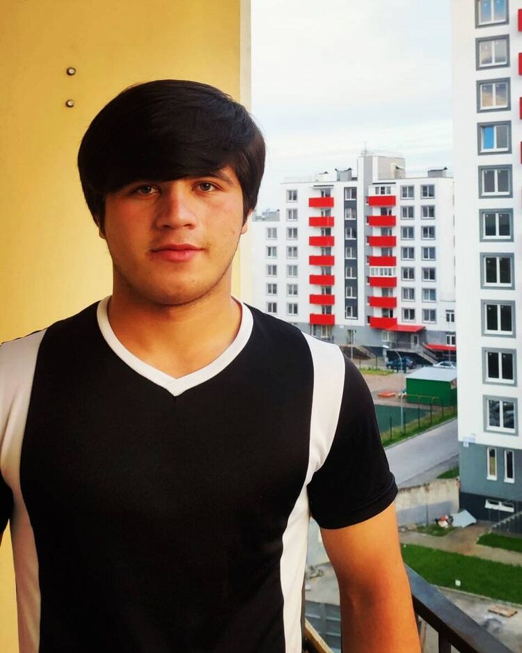  37618084  , 24 ,    -