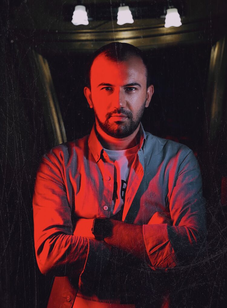  ,   Niko, 36 ,   ,   