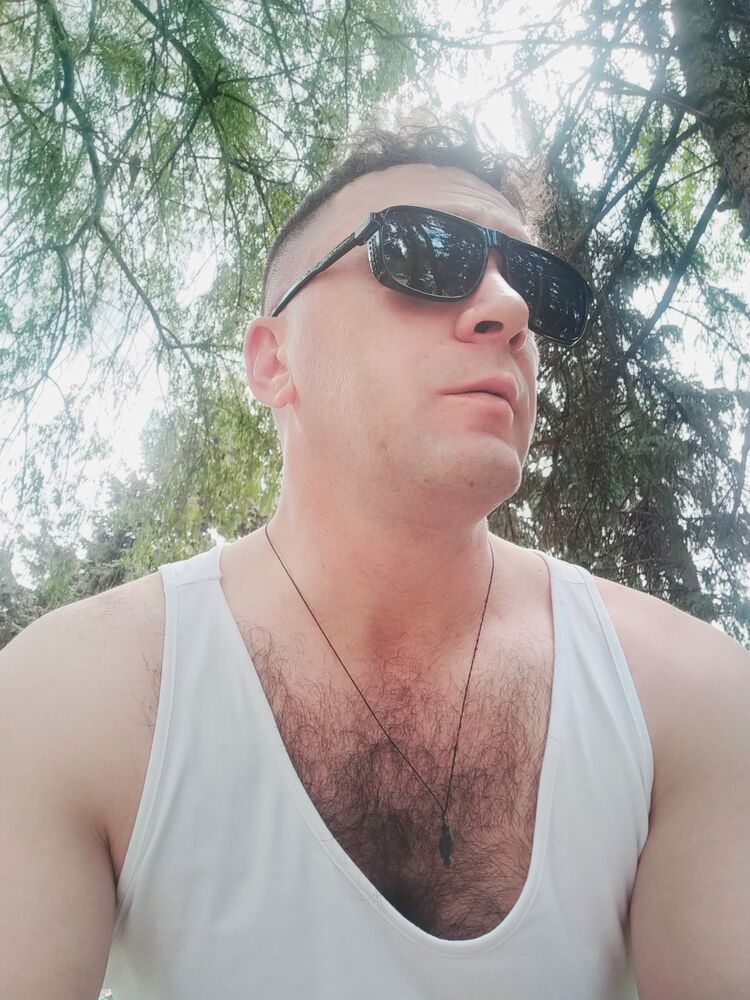 35264384  Marcel, 41 ,    