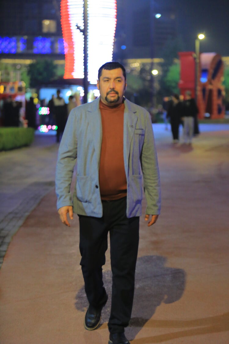  54394484  Zafar, 40 ,    -