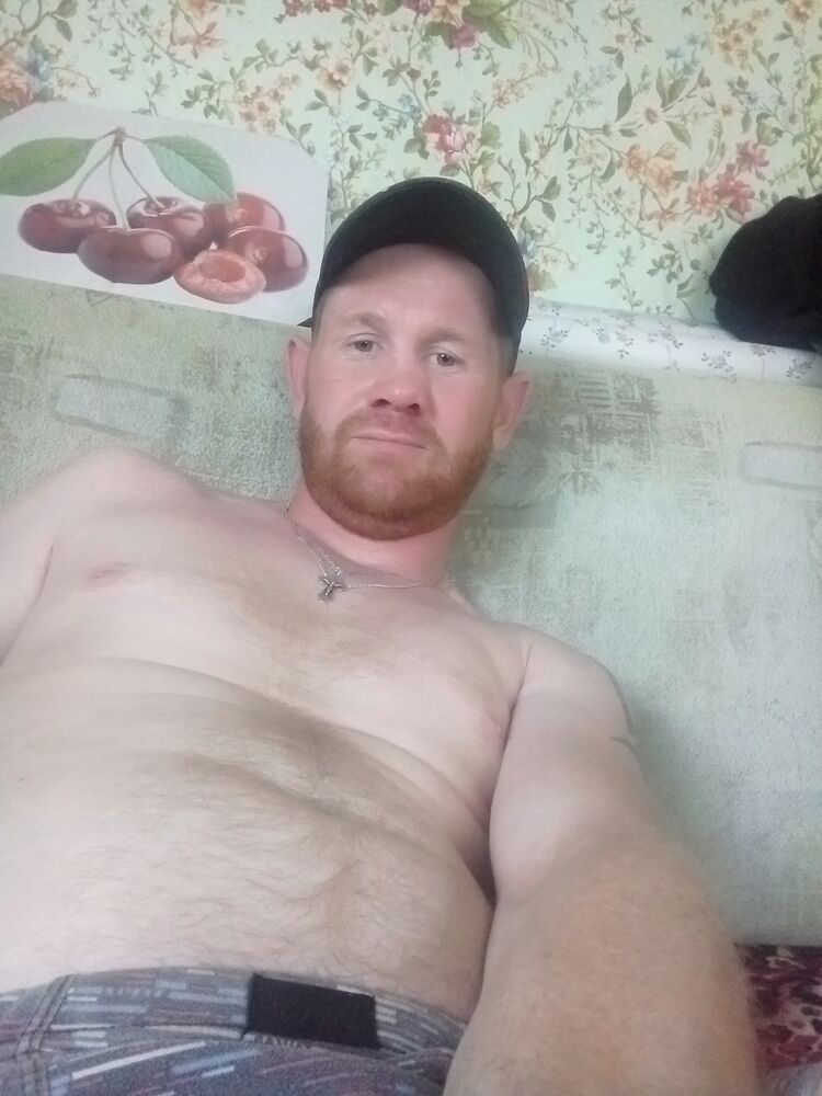  38584044  Nikolay, 36 ,    