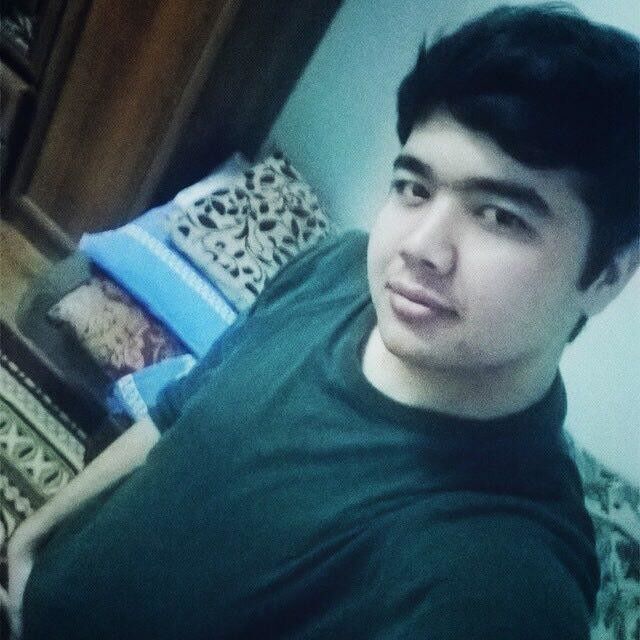  19548994  Umidjon, 30 ,    