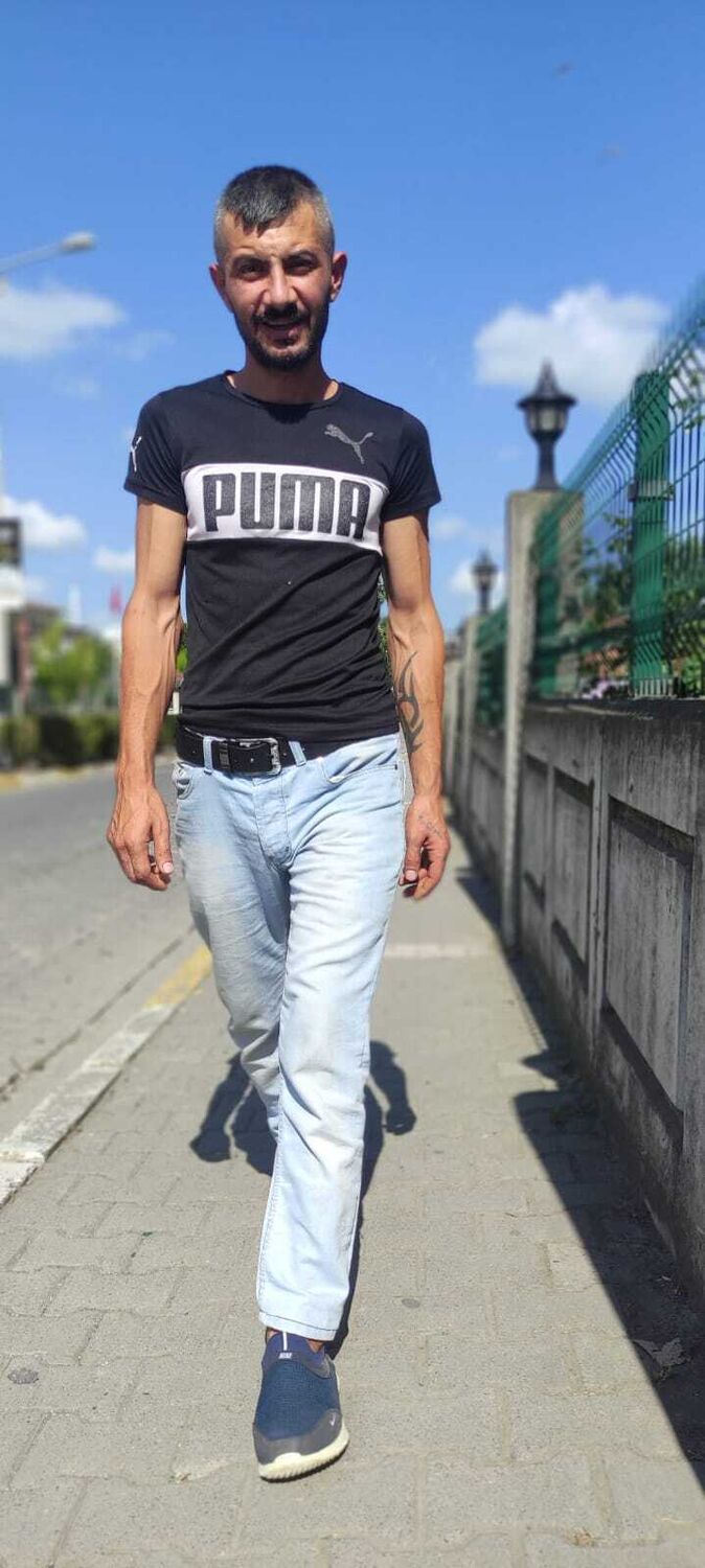  ,   Ahmet, 42 ,   ,   