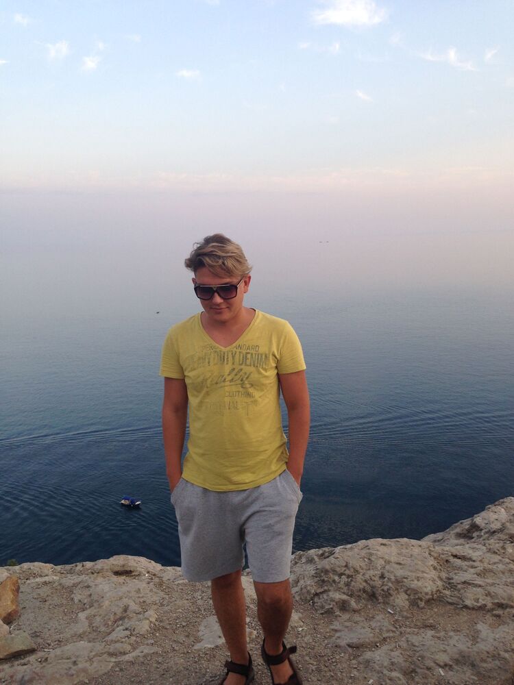  26725784  , 37 ,    -