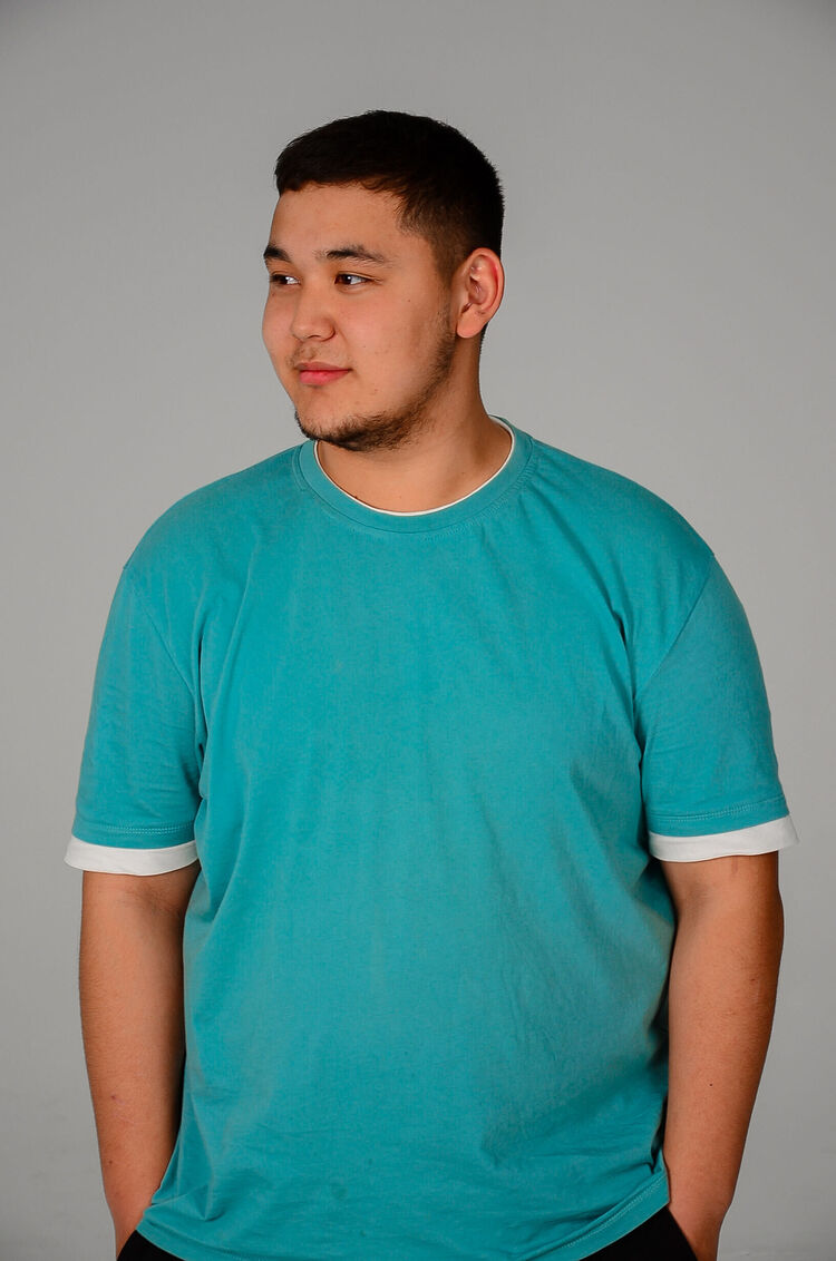  53749694  Tamil, 21 ,    