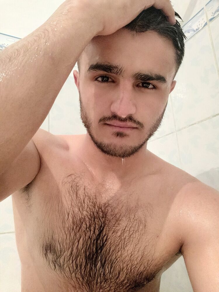  19988324  Anuar, 28 ,    