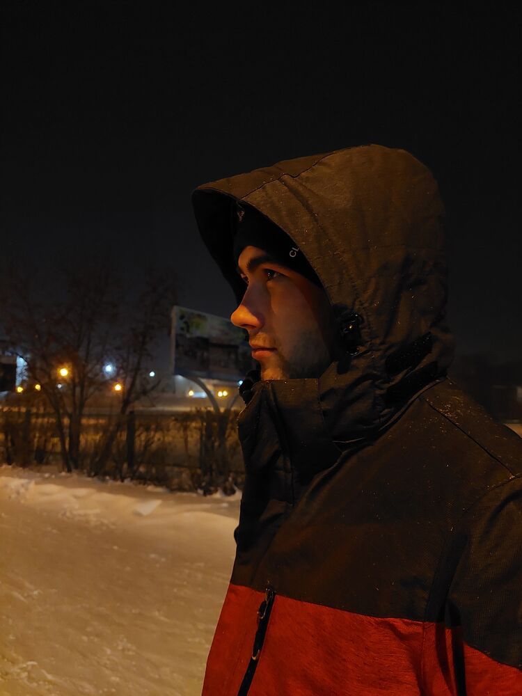  31300304  Ilya, 28 ,    -