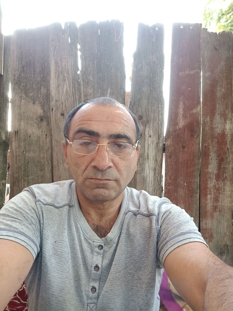  47408104  , 53 ,    