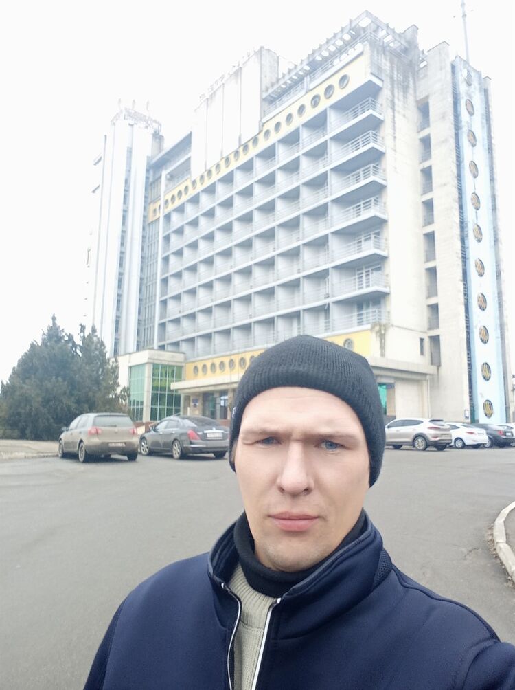  ,   Oleg, 38 ,   ,   , c 
