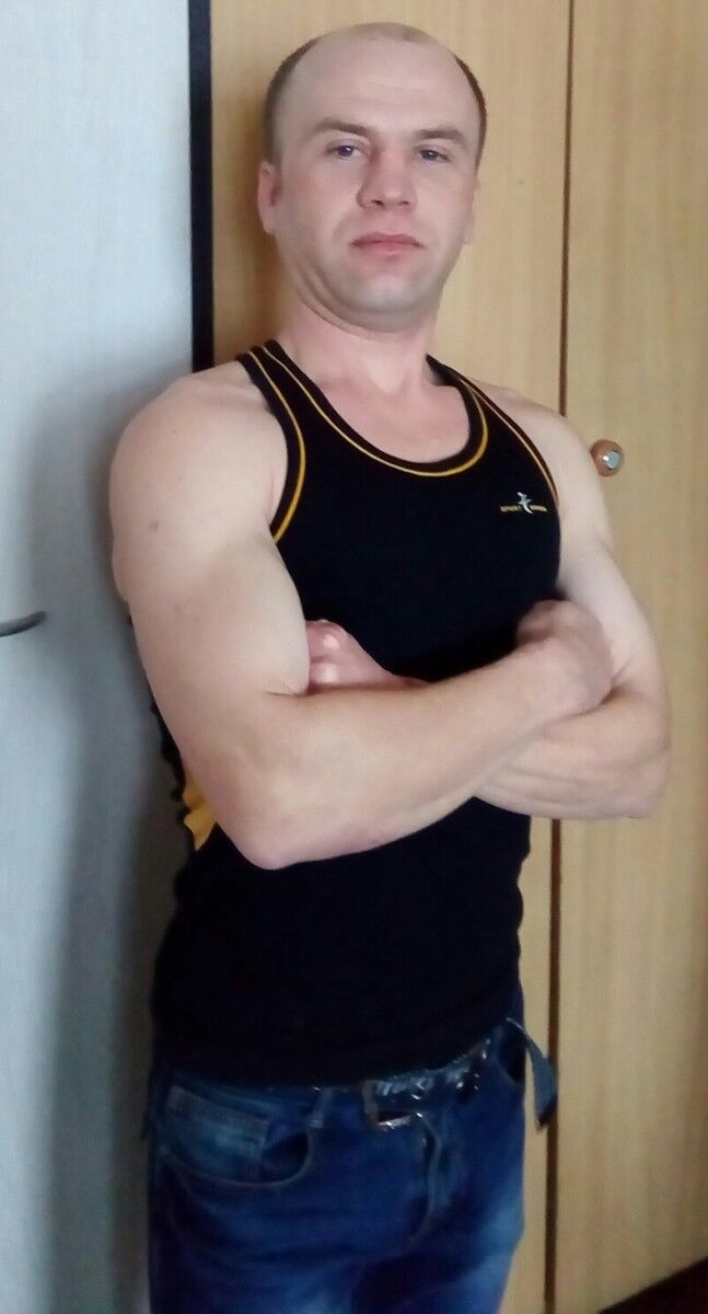  11624584  Ivan, 39 ,    