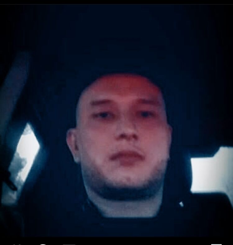  31651524  Rustam, 45 ,    