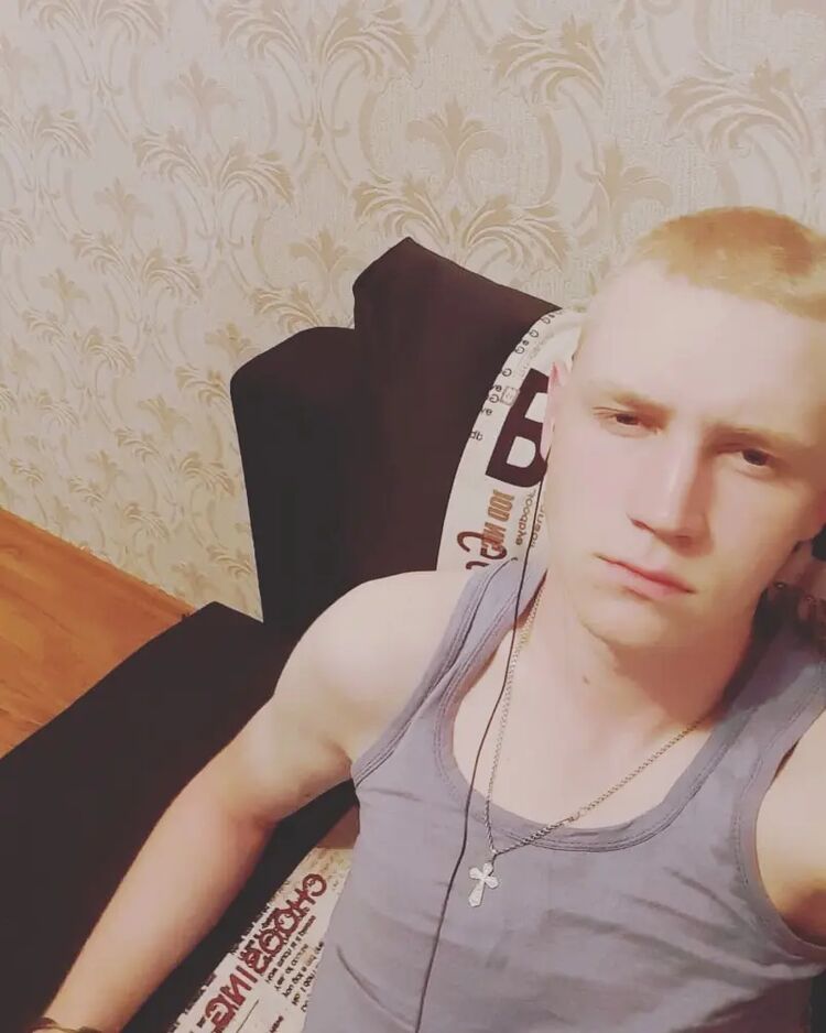  29829294  Kirill, 23 ,    -