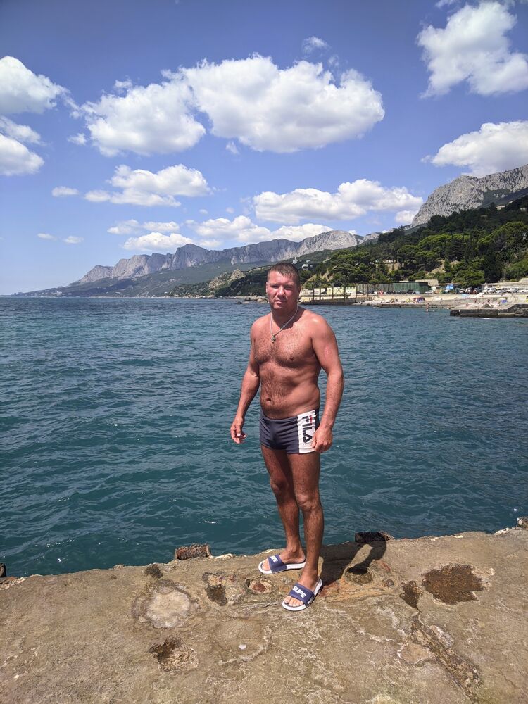  33944324  Sergey, 39 ,    