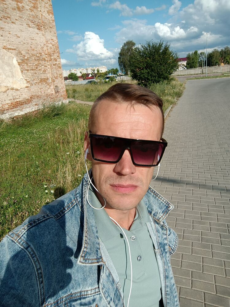  28748294  , 44 ,    