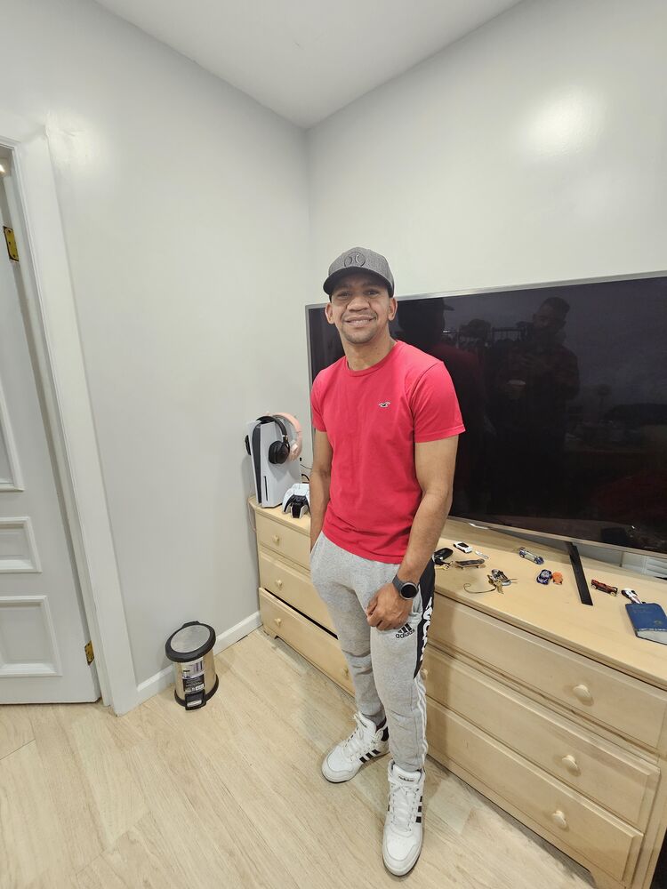  49334224  Rodolfo, 33 ,    Carteret