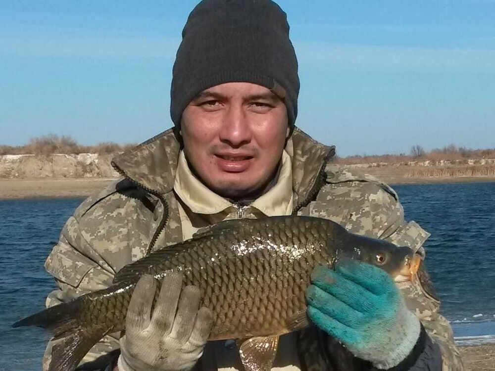  ,   Azamat, 42 ,   ,   , c 