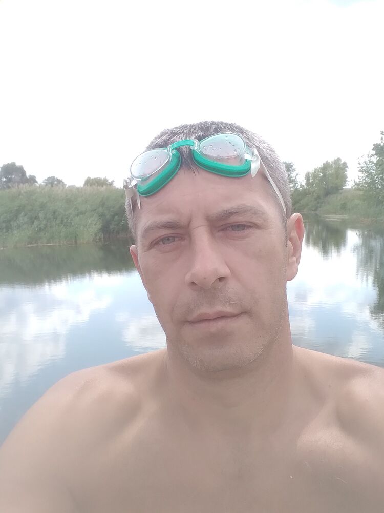  32357444  , 46 ,    