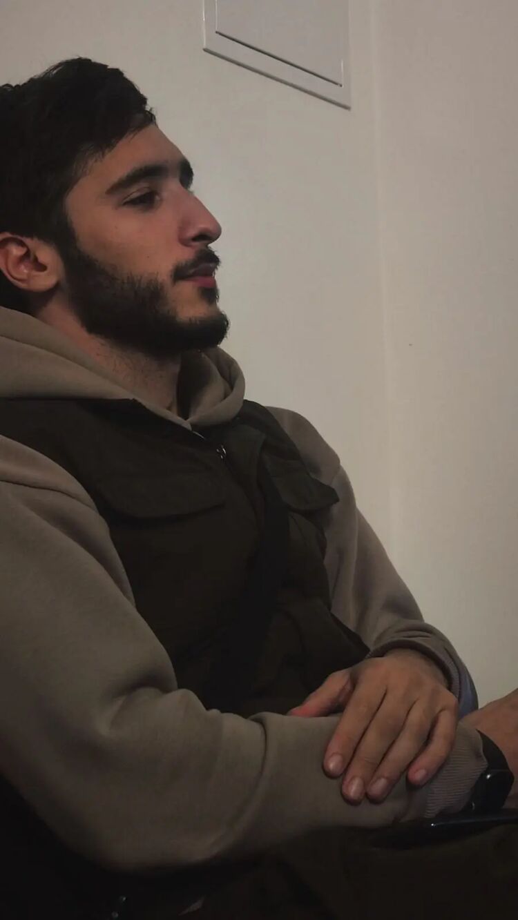  ,   Salim, 27 ,   ,   
