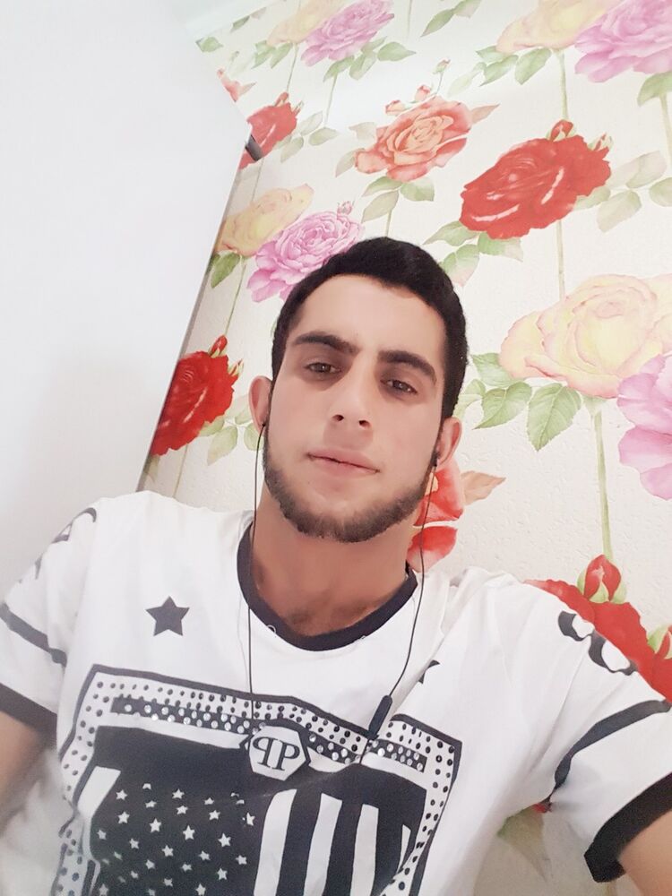  ,   Ramiz, 31 ,   ,   , c 