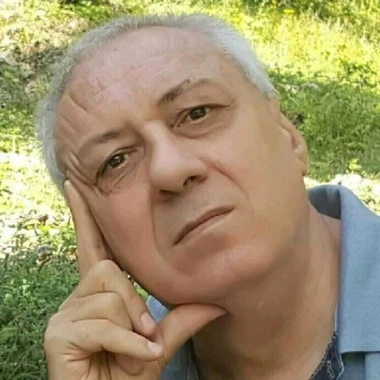  47132624  Sandu, 67 ,    
