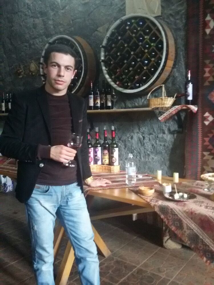 ���� 5772234 ������� Vahan, 34 ����, ���� ���������� � �������