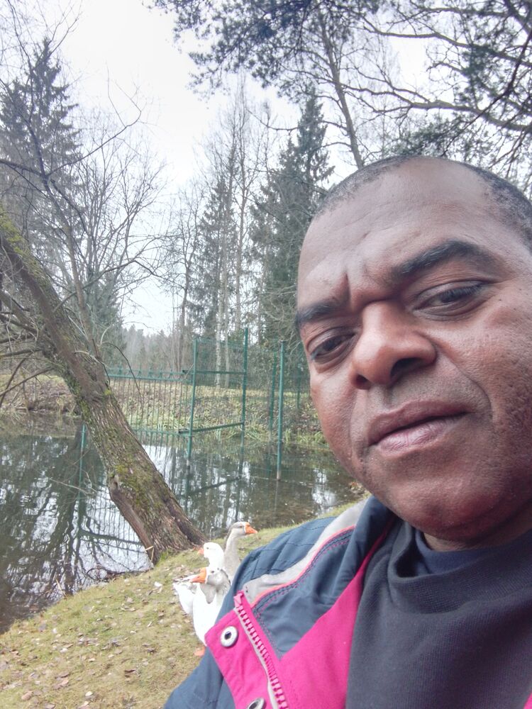  41993514  Luis alfredo, 54 ,    