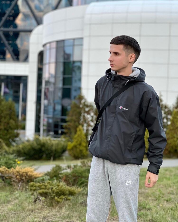  29830404  Egor, 21 ,    