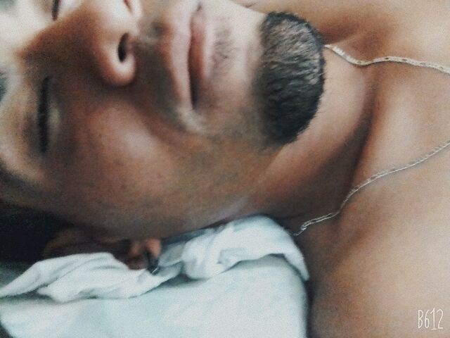  23720924  Alan, 26 ,    Romeo
