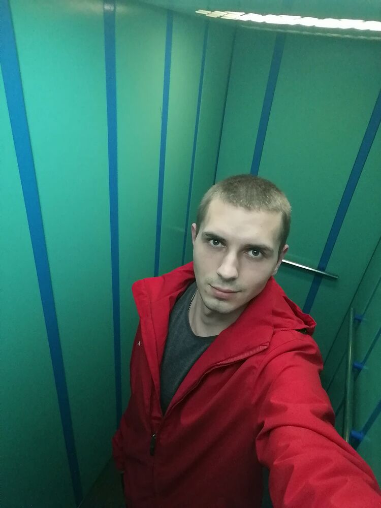  28045114  , 31 ,    